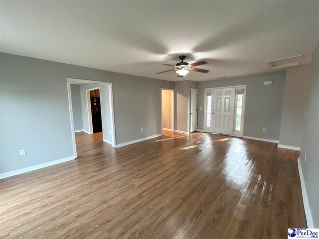 Building Photo - 878 Mollhoff Ct