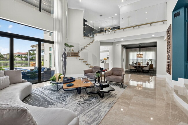 Foto del edificio - 16892 Strasbourg Ln