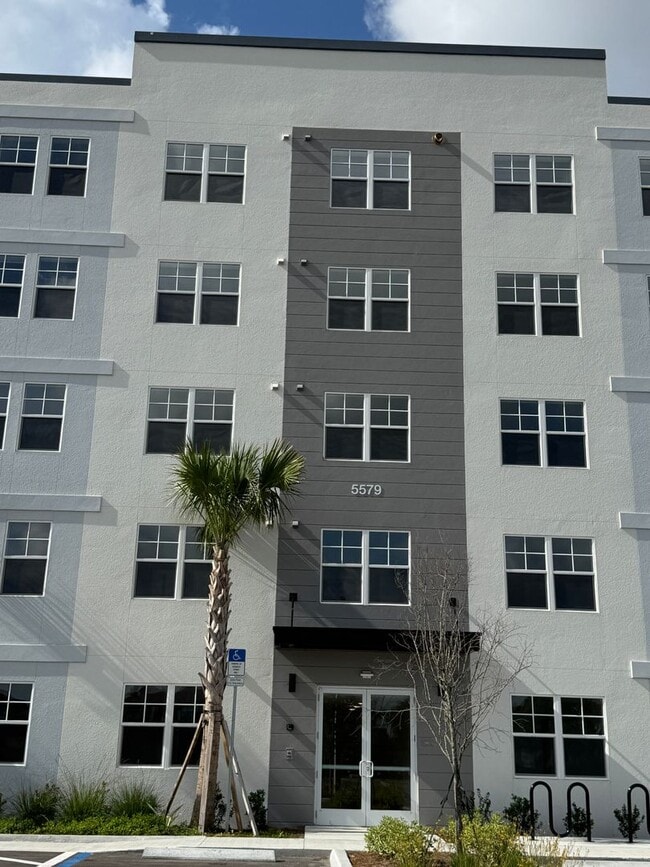 Building Photo - 5579 Millenia Park Blvd