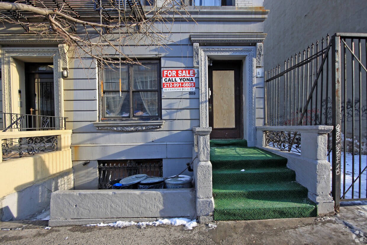 Foto del edificio - 559 W 161st St
