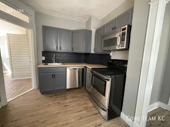 Building Photo - Westside 2 Bedroom House for Rent