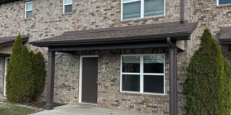 Primary Photo - Bellvue Drive 14 (4 units)