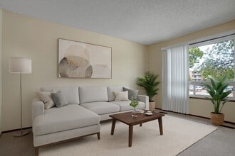 Building Photo - Ventana