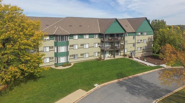 Building Photo - 4776 Centerville Rd