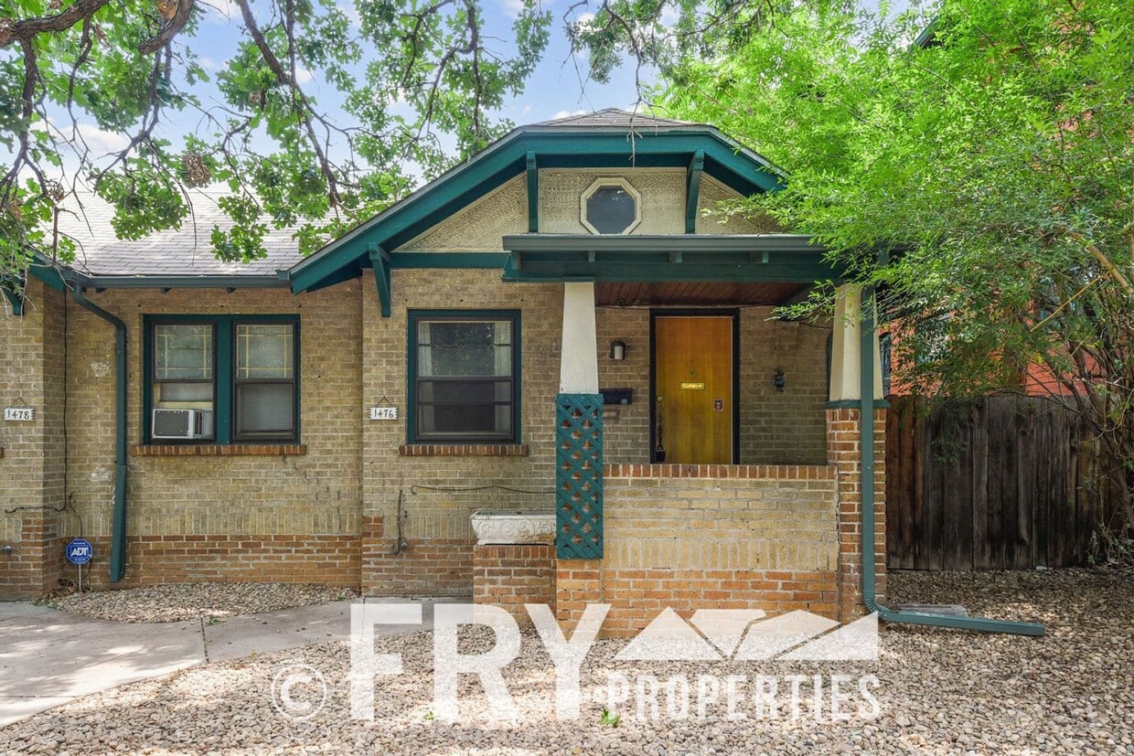 Primary Photo - Cozy 1/2 Duplex in Congress Park