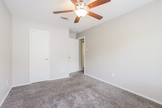 Building Photo - 2911 Cypress Island Dr