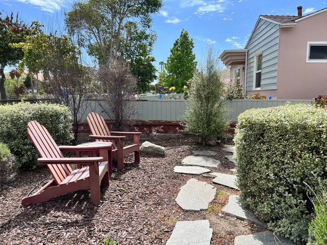 Foto del edificio - 4209 W 169th St