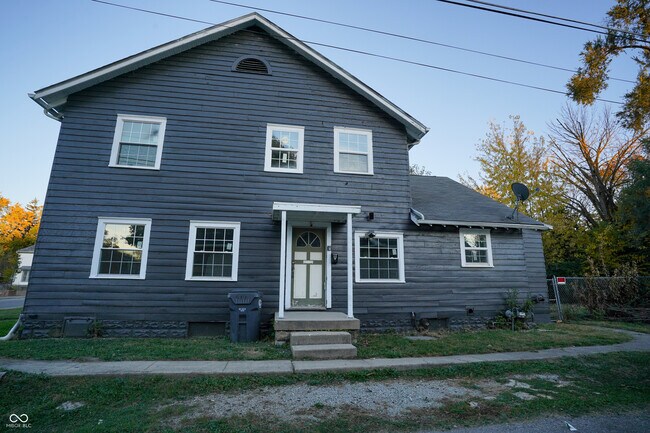 Foto del edificio - 417 W 9th St