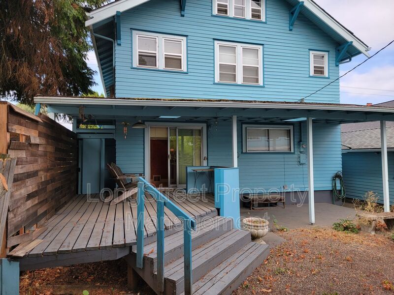 221 NW 6th St, Corvallis, OR 97330 House Rental in Corvallis, OR