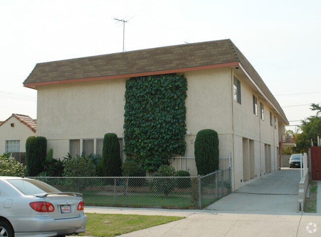 3406 Garden Ave Los Angeles Ca 90039 Apartments Primary Photo 3406 Garden Ave