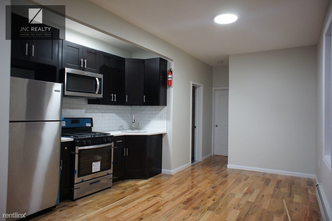 5 br, 2 bath - 1232 Saint Lawrence Ave - 5 br, 2 bath  - 1232 Saint Lawrence Ave