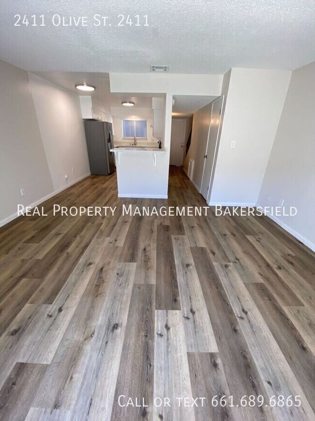 Foto del edificio - 2411 Olive St