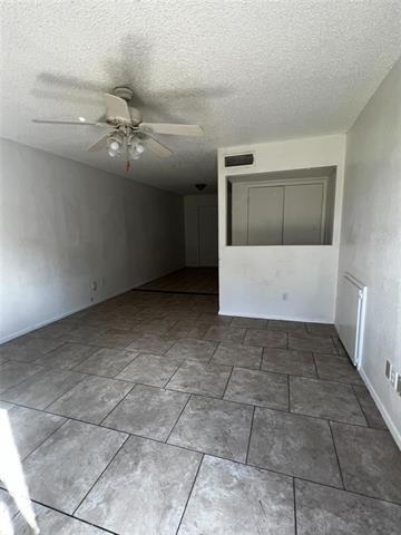 Foto del edificio - 4928 Diaz Ave