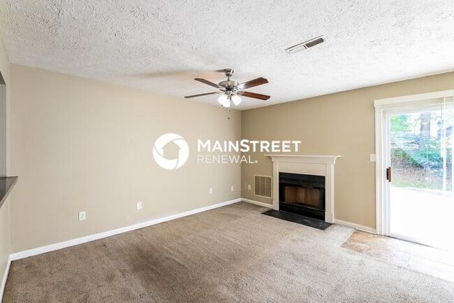 Building Photo - 2 Bedroom Pet-Friendly Home in Conyers, GA...