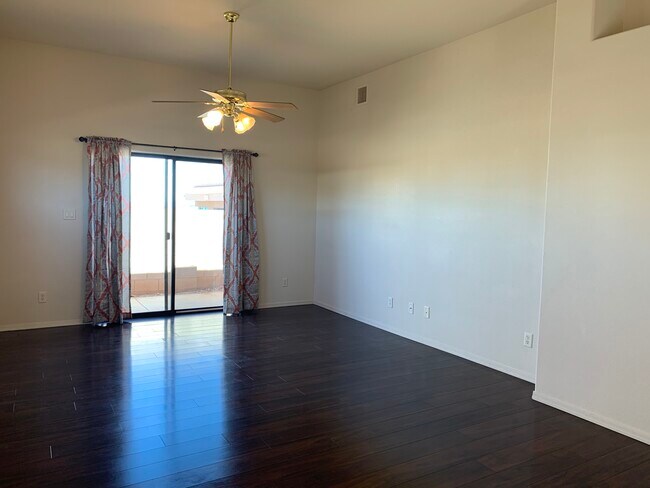 Building Photo - 813 Ocotillo Dr