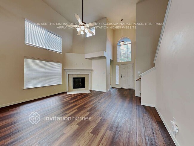 Foto del edificio - 1411 Baychester Ln
