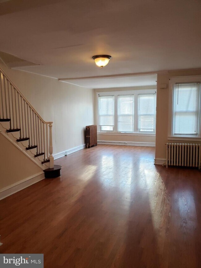 Foto del edificio - 3006 McKinley St