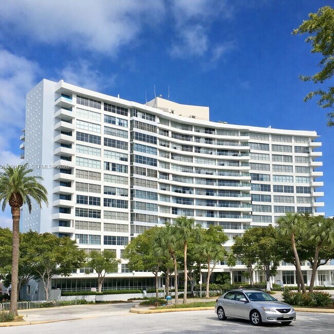 Foto del edificio - 7441 Wayne Ave