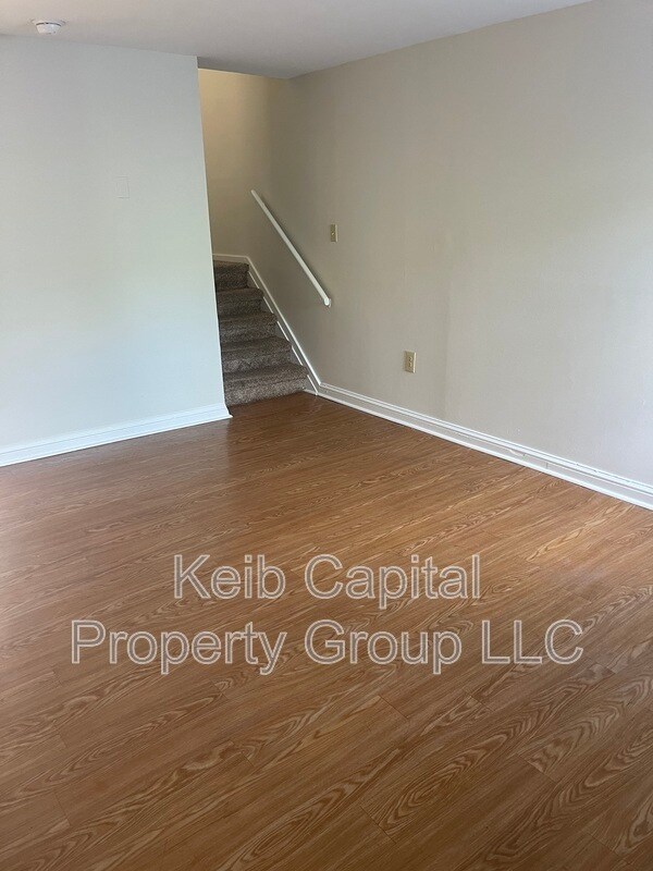 Foto del edificio - 90-92-92 Ford St