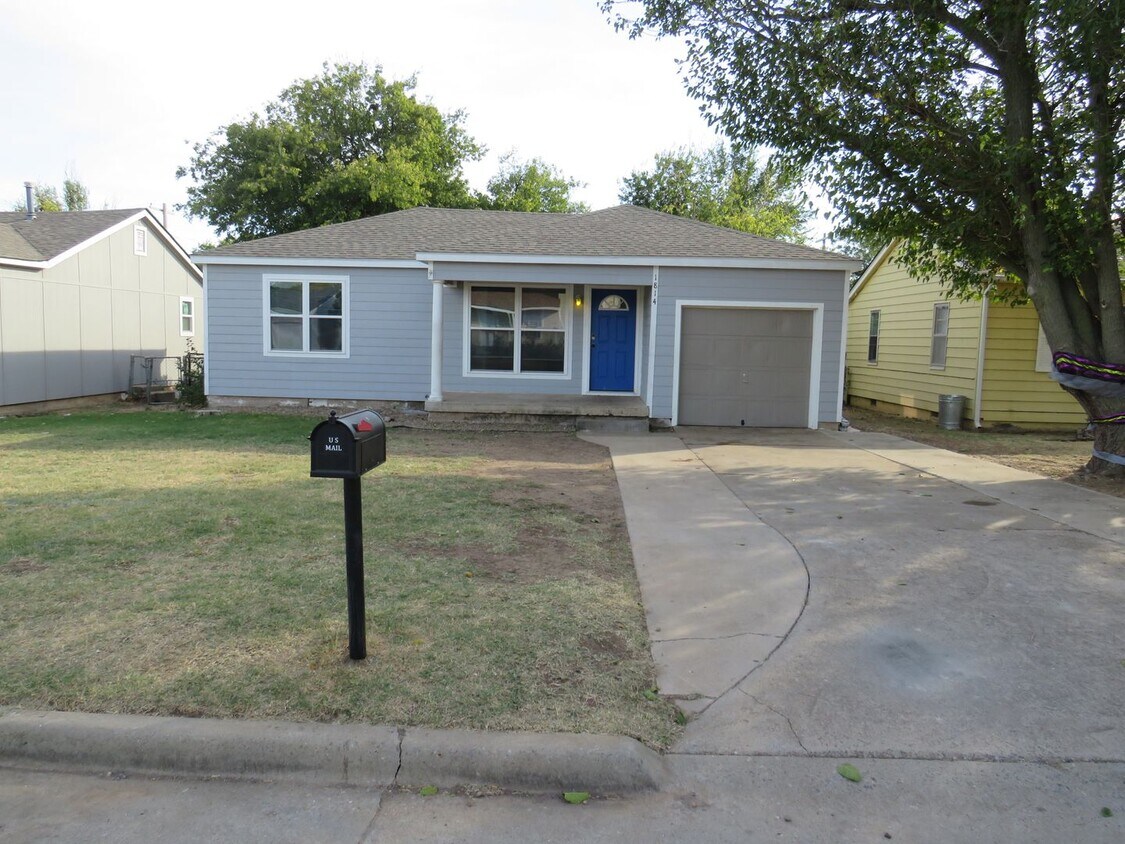 Primary Photo - 1814 NW Pollard Ave