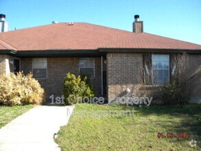 Building Photo - 996 Meadow Cir S