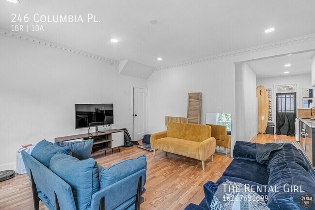 Foto del edificio - 246 Columbia Pl