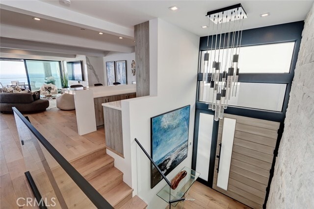 Building Photo - 1208 The Strand