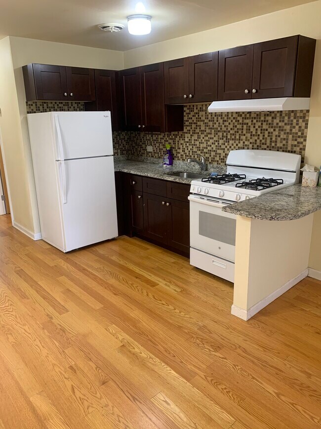 Foto del edificio - 8506 Waukegan Rd