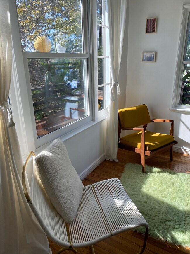 Foto del edificio - 6632 W 87th St
