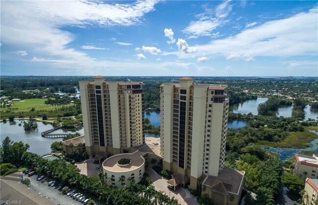 Building Photo - 14300 Riva Del Lago Dr