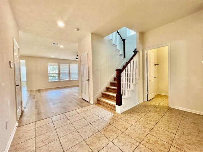 Foto del edificio - 24123 Adobe Ridge Ln