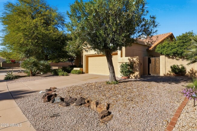 Building Photo - 9714 E Camino Del Santo