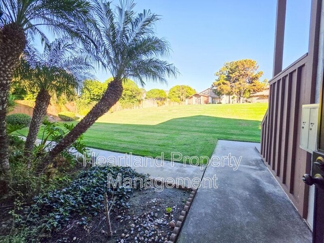 Foto del edificio - 6434 Bell Bluff Ave