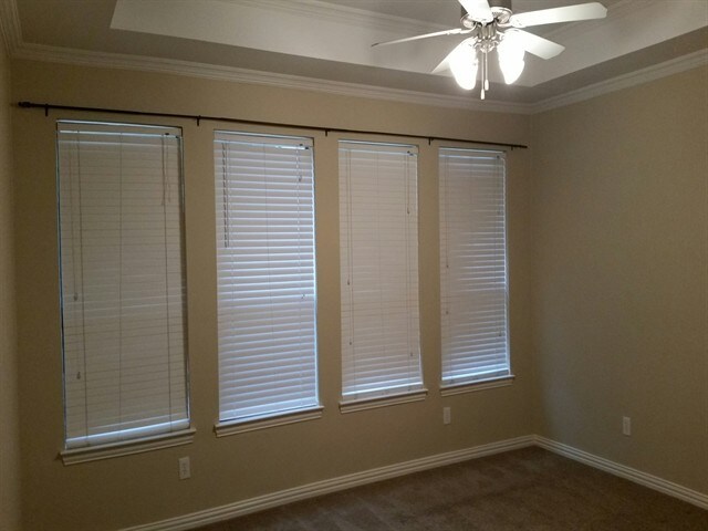 Building Photo - 3304 Hofstra Drive