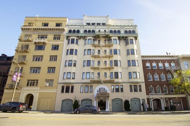 Building Photo - 2 bedroom in San Francisco CA 94115