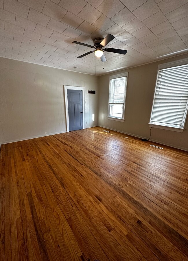 Building Photo - 2403 Stafford St