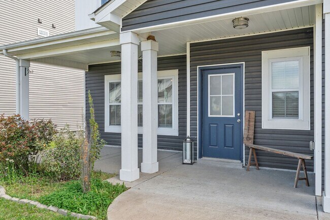 Foto del edificio - 1116 Eagle's View Dr