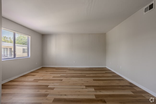 2BR, 1BA - 950SF - Elite - Living Room - Commons At Waters Edge