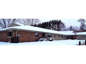 Building Photo - 6717 Old Sawmill Rd