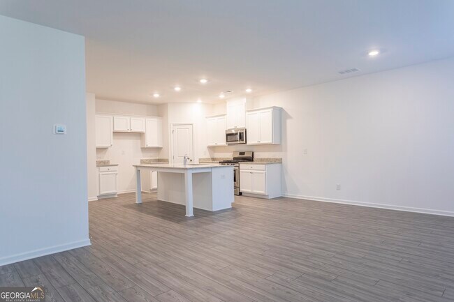 Building Photo - 2369 Richmond Row Dr