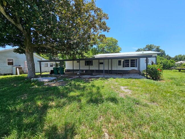 Building Photo - 2925 SE 36th Ave