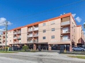 Building Photo - 6175 W 20th Ave