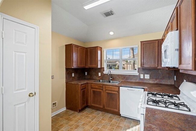 Building Photo - 21114 Sprouse Cir