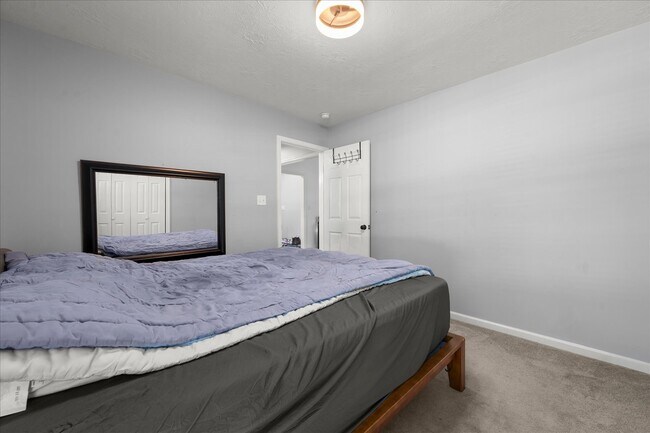 Foto del edificio - 1053 Grove Landing Ln