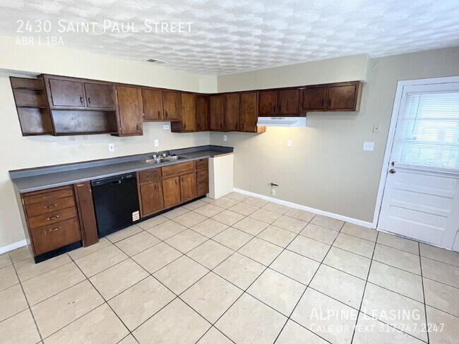 Foto del edificio - 2430 St Paul St