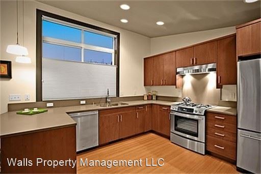Building Photo - 2 br, 2 bath House - 560 Ward St - A Unit A