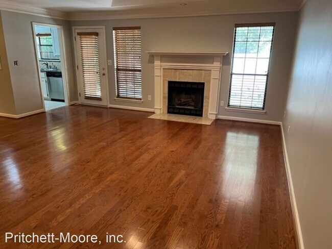 Foto del edificio - 3 br, 2 bath House - 2013 Fox Ridge Rd