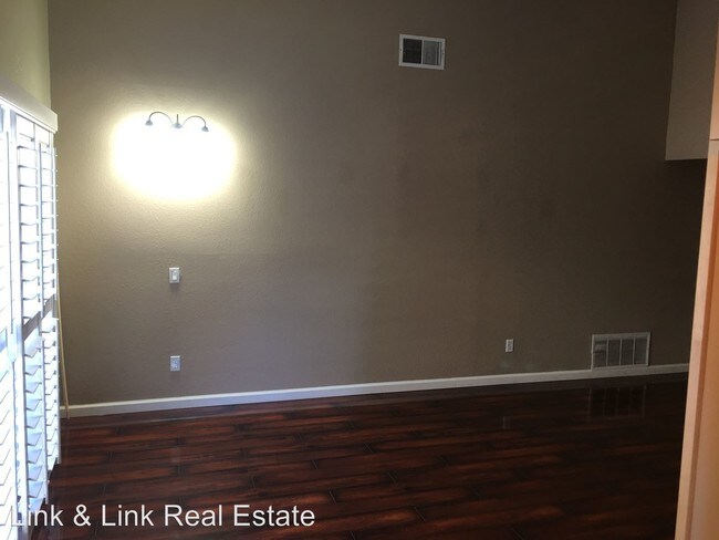 Building Photo - 3 br, 2 bath House - 178 Kingswood Ave