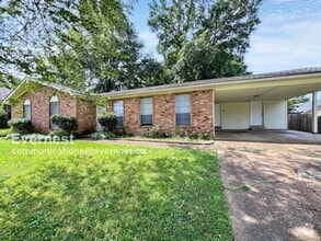 Building Photo - 5697 Tulip Tree Dr