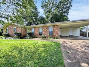 Building Photo - 5697 Tulip Tree Dr